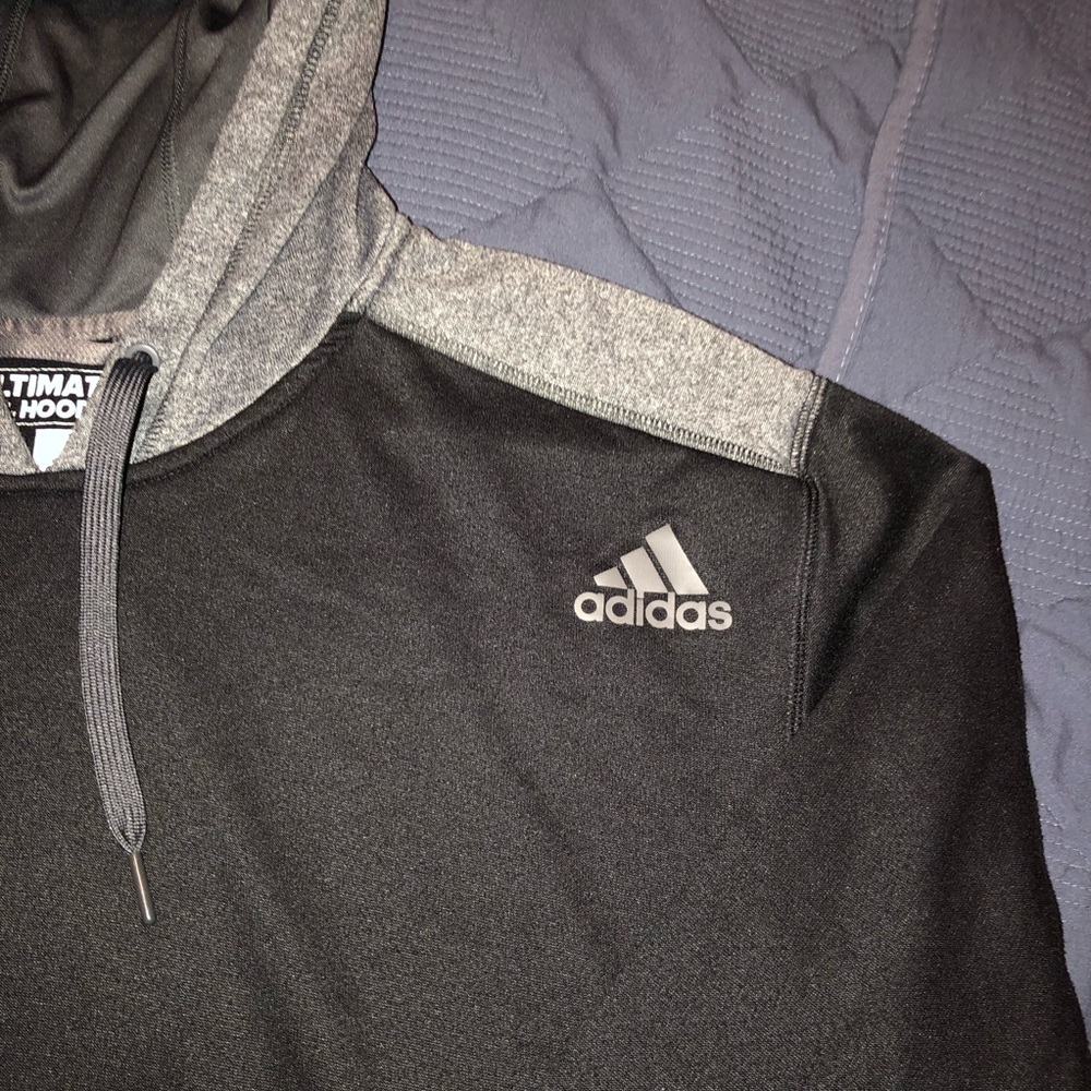 Adidas men’s Hoodie